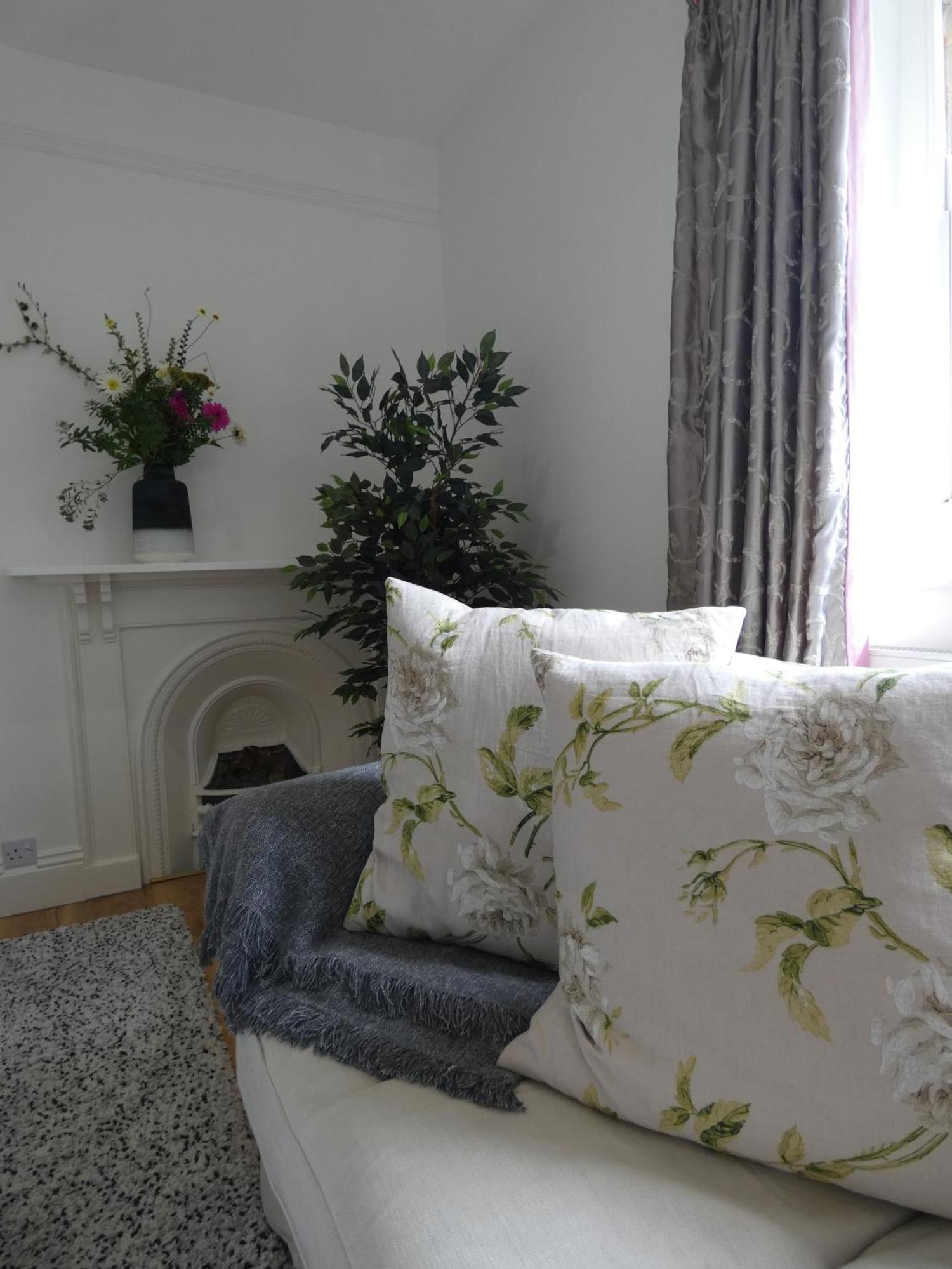 The Mount Somerton Retreat - Nr Bruton, Glastonbury, The Spectacular Wells Cathedral, Millfield School, Leonardo Helicopters, Yeovilton Exteriér fotografie
